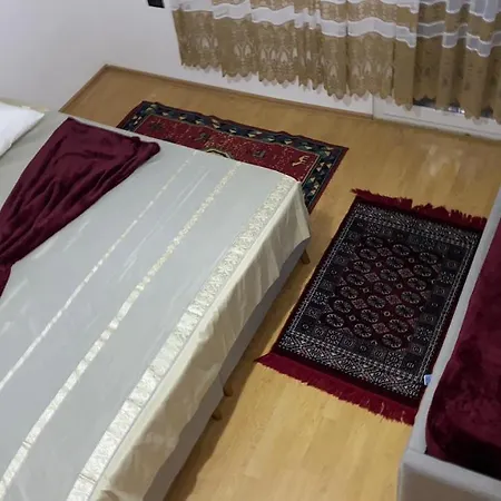Welcoming House W/ Wi-fi + Private Bathroom Apartment Tirana