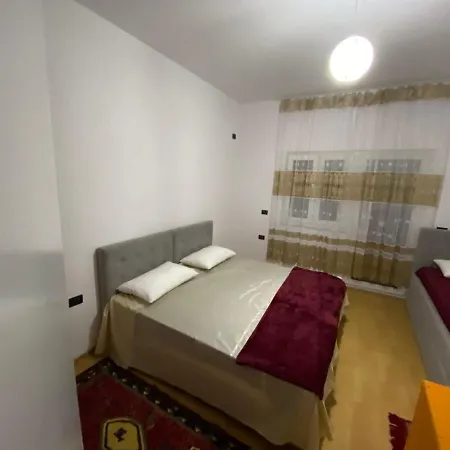 Welcoming House W/ Wi-fi + Private Bathroom *
