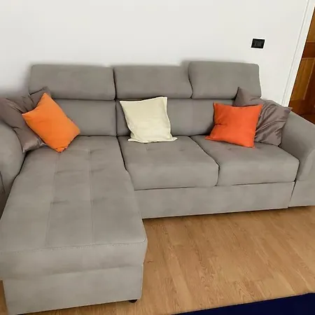 Apartment Welcoming House W/ Wi-fi + Private Bathroom