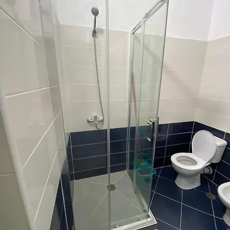 Welcoming House W/ Wi-fi + Private Bathroom Apartment