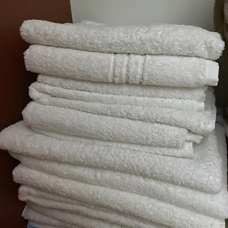 Welcoming House W/ Wi-fi + Private Bathroom *