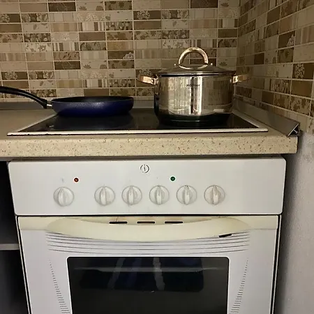 Welcoming House W/ Wi-fi + Private Bathroom